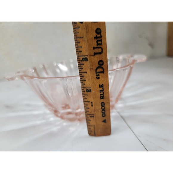 Vintage Pretty "Fluorescent‎ Pink" Depression Glass CANDY Bowl 5-1/2" w/Handles - Picture 10 of 12